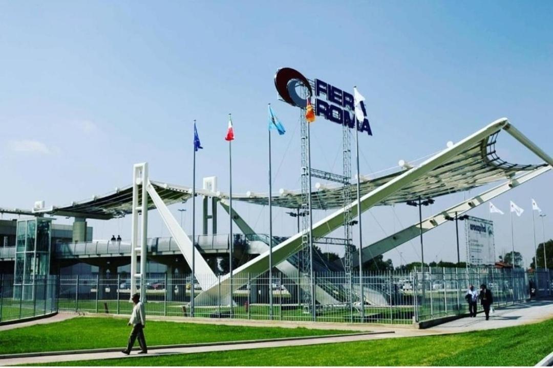 Love Home Apartament Near The Airport Fiumicino Luaran gambar